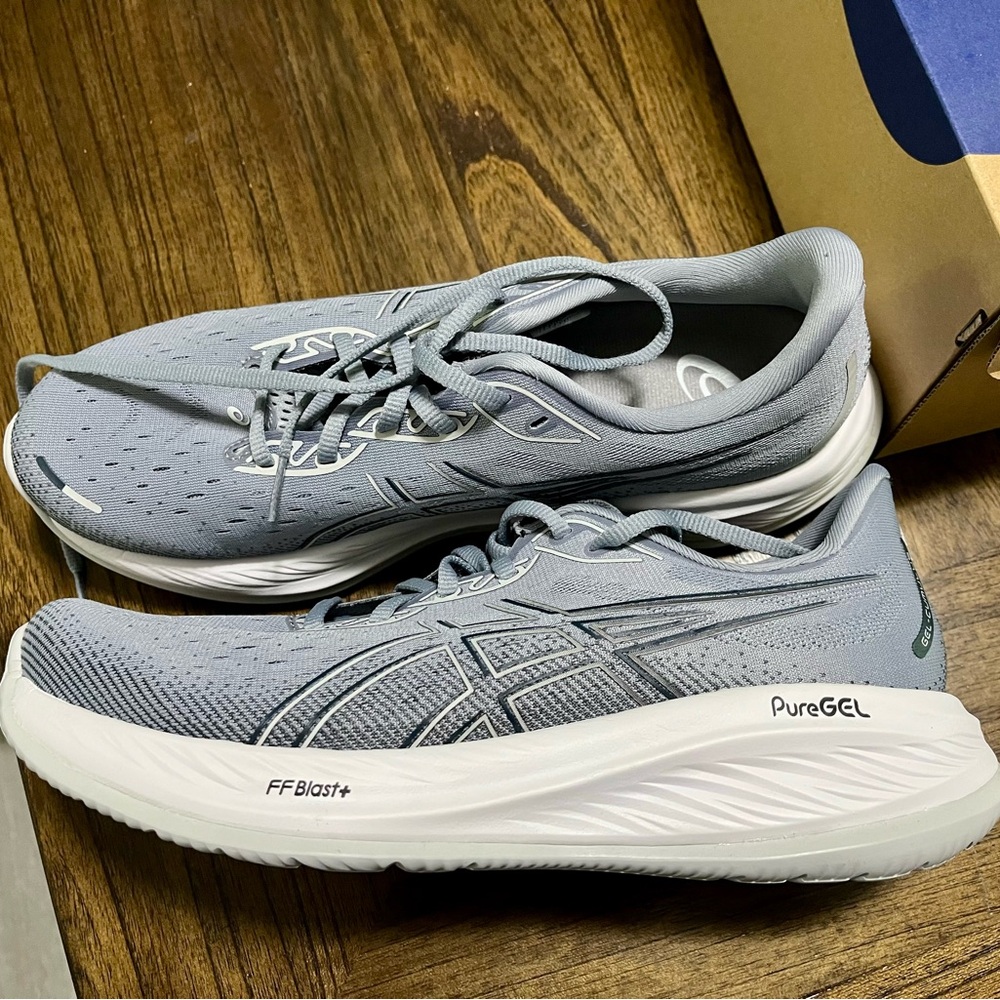 ASICS Cumulus 26